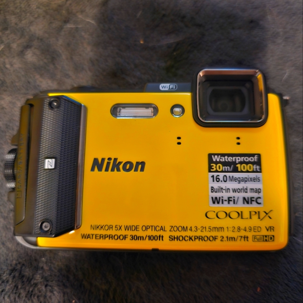 Waterproof nikon camera